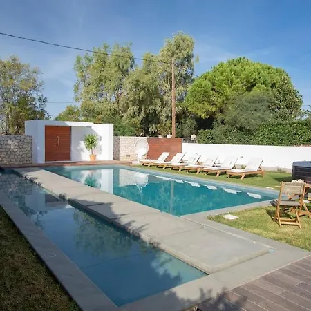 La Reina Villa Lefkada City